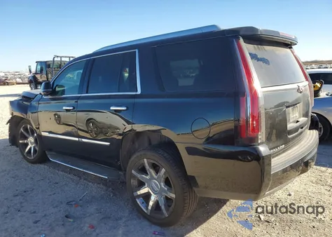 2016 Cadillac Escalade Luxury z USA, uszkodzony, nr VIN 1GYS3BKJ3GR436925